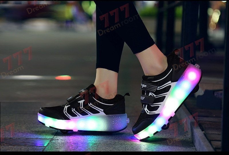 光る☆LED ライトアップスニーカー&ローラーシューズ 一體型 【K-373ブラック 20cm】夜間 スケート靴 反射材 ジョギング 自転車