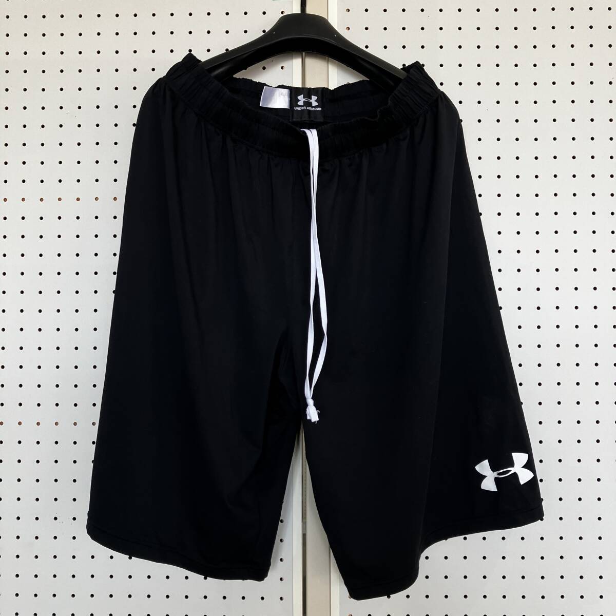★UNDER ARMOUR / MEN'S JP - XXL size / Pre-Owned item / Basket ball ★Damaged 以上?良品未満★
