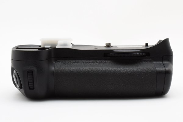 ★超美品★ ニコン Nikon MB-D10 グリップ #19708
