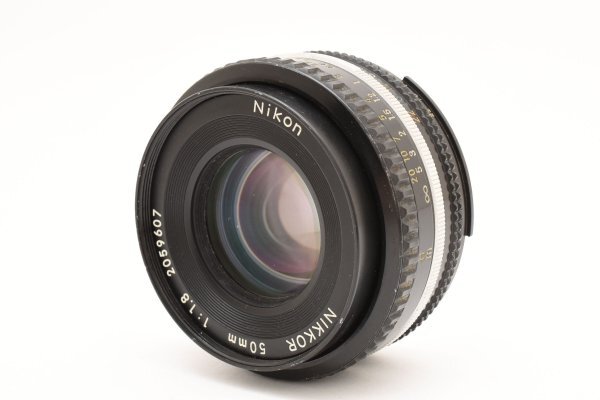 ★美品★ ニコン Nikon 50mm F1.8 パンケーキ #19528V ☆美品☆ ニコン Nikon Ai-s NIKKOR 50mm F1.8 パンケーキ #19528V