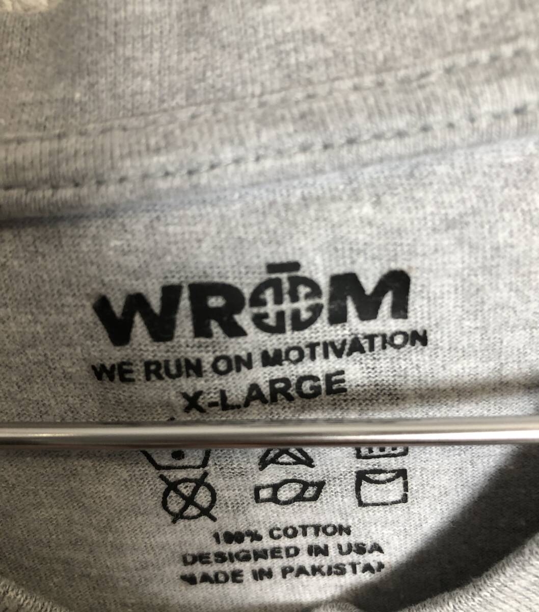 10-10【即決】★送料無料★XLサイズ★US古着Ｔシャツ★グレー★NEW SCHOOL STRENGTH FIND YOUR PASSION★WROM 綿100%★スポーツジム★_画像3
