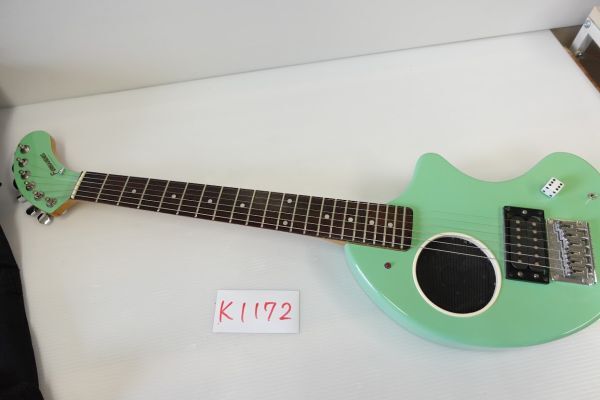 ジャンク　ZO3 FERNANDES アンプ内蔵エレキギター ジャンク ZO3 FERNANDES アンプ内蔵エレキギター