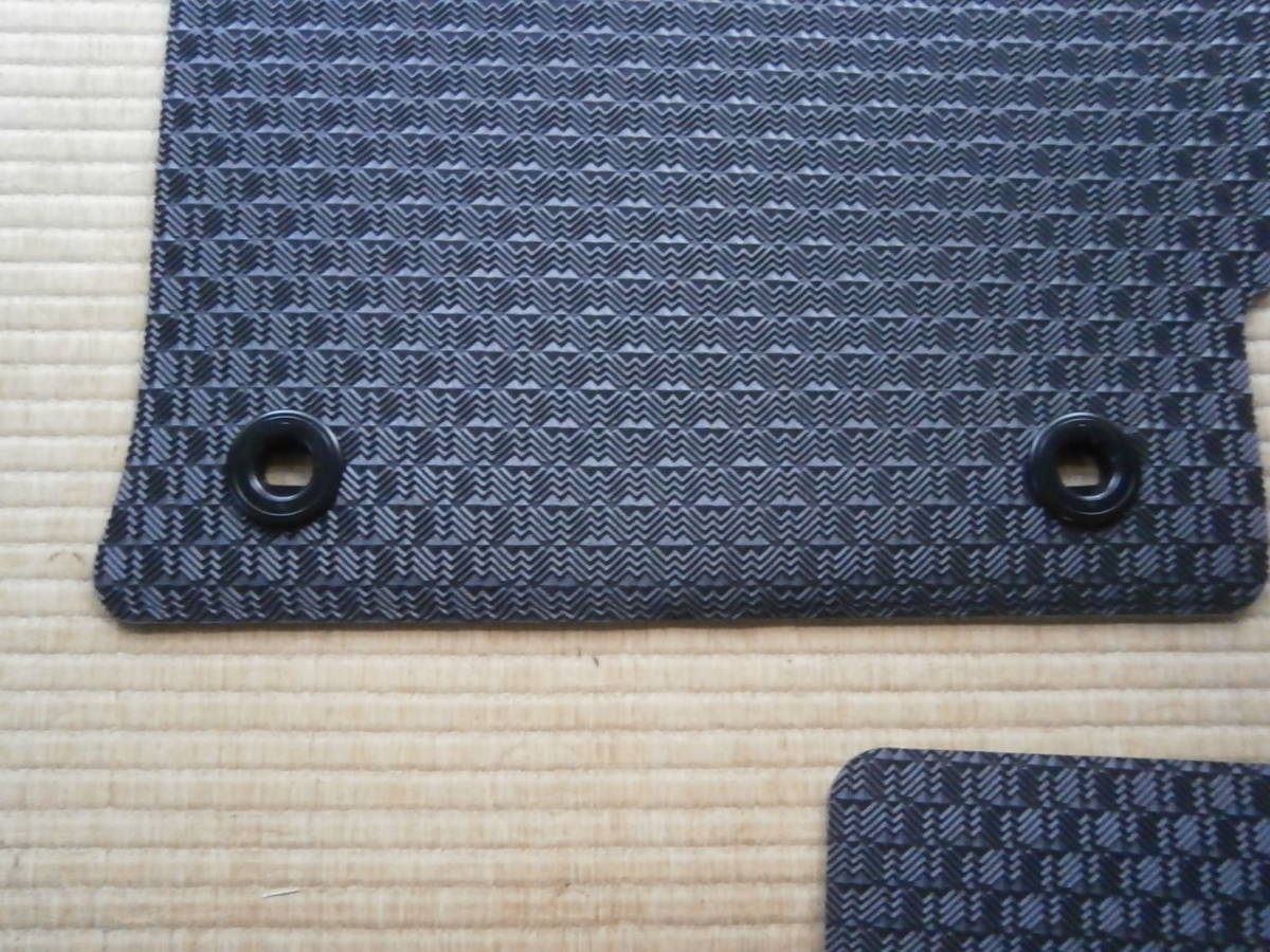 新品　未使用品 TOYOTA トヨタ カローラ ツーリング　210系 カーマット フロアマット　5點(diǎn)セット　日本制　ラバー　ゴムマット