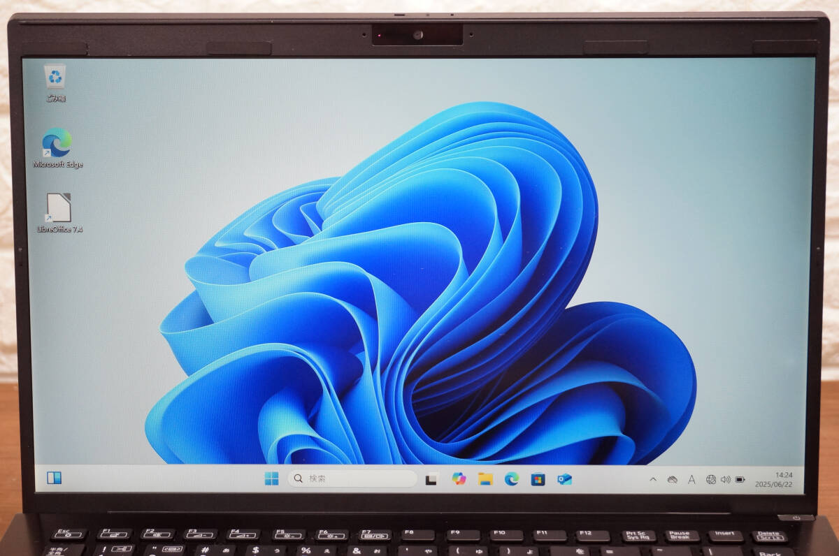 SONY VAIO PRO PK VJPK211《 Core i5 1135G7 2.40GHz / 16GB / SSD 512GB / カメラ / Windows 11 》 14インチ PC ノートパソコン 18942