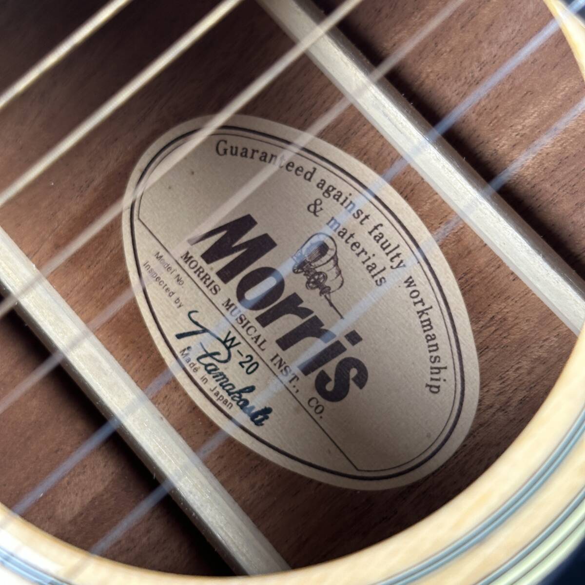 モーリス W-20 アコースティックギター アコースティックハードケース付 MORRIS モーリス W-20 アコースティックギター ハードケース付