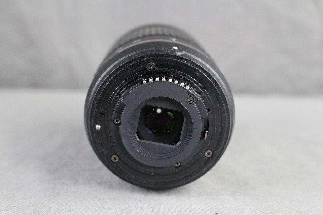 【C】Nikon D5600 + AF-P DX NIKKOR 70-300mm F4.5-6.3G ED VR + 18-55mm f/3.5-5.6G VR ダブルズームキット ニコン 元箱付き 3061957