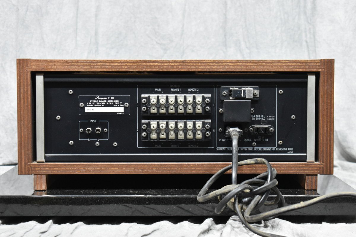 【C】Accuphase P-300 パワーアンプ アキュフェーズ 3071256