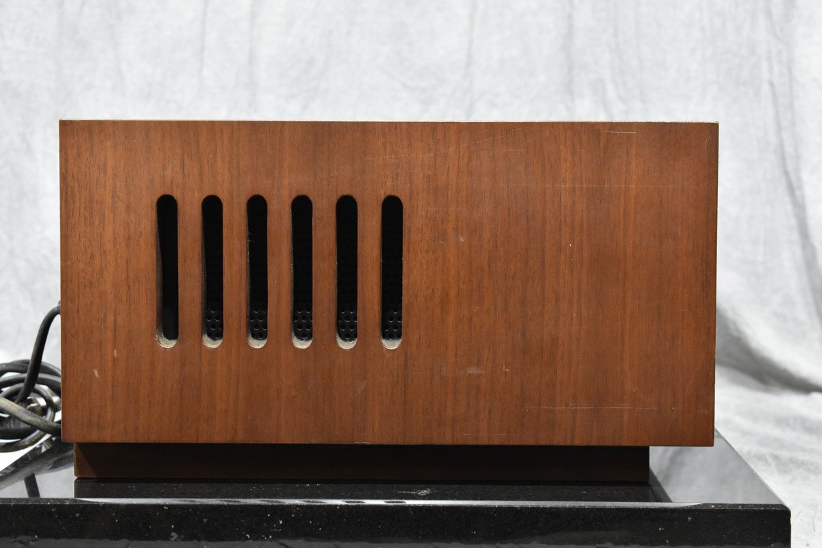 【C】Accuphase P-300 パワーアンプ アキュフェーズ 3071256