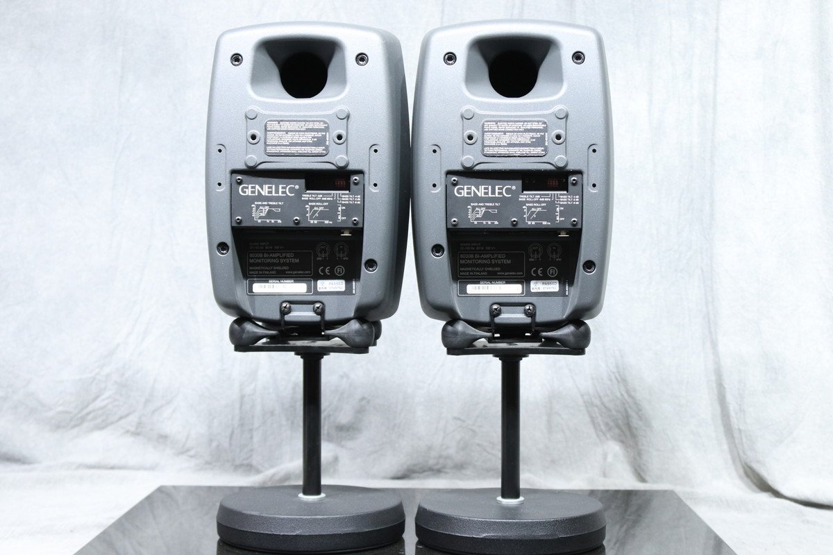 【C】Genelec 8030B スタジオ モニタースピーカー ペア ジェネリック 3069604 【送料無(wú)料!!】