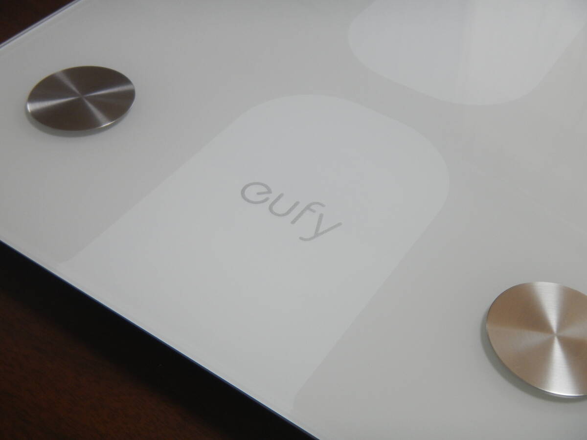 中古美品 Anker Eufy 体重体組成計 Smart Scale C1 アンカー ユーフィ スマートスケールC1 体重計 体脂肪率 基礎代謝量 体脂肪量 内臓脂肪_画像3