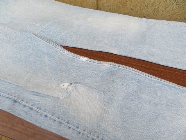 KZ☆リーバイス　Levi's レディース　デニム　ジーパン ダメージ　薄紺　ボタンフライ ◎現状品_画像7