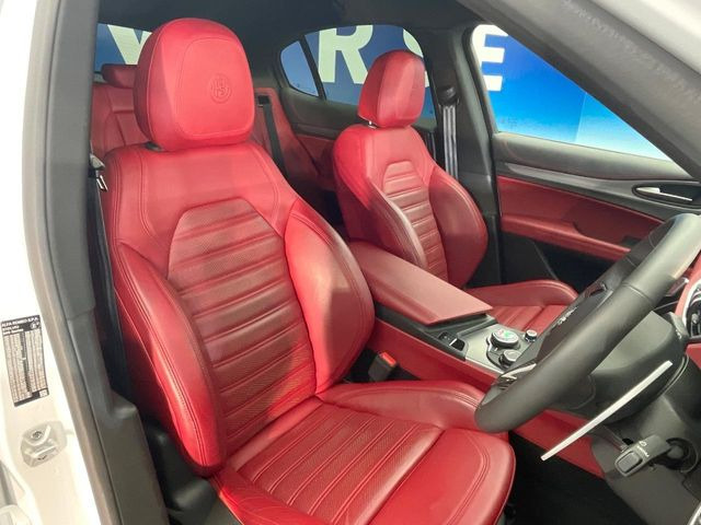 【諸費(fèi)用コミ】:2019年 ステルヴィオ 2.2 ターボ ディーゼル Q4 スポーツパッケージ 4WD