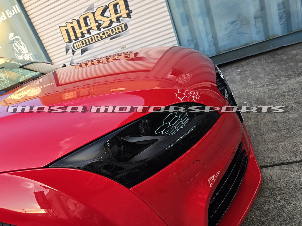 AUDI アウディTT 8J ヘッドライトプロテクションフィルム左右 自己修復(fù)機(jī)能 黃ばみ 劣化 飛び石防止 リペアシート カット済み 外裝
