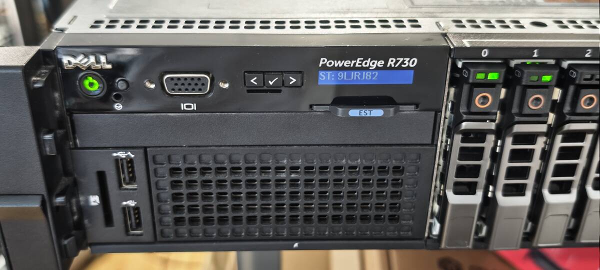 Dell R730 PowerEdge, 2x Xeon E5-2630 2.4GHz 6 Cores, 16GB, 2x300GB 10K SAS 動作確認
