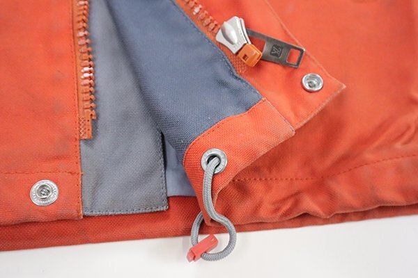 LOUIS VUITTON * Duck земля горная парка orange размер 46 ( капот место хранения ) LV Logo жакет полупальто сделано в Италии Louis Vuitton *ZZ1