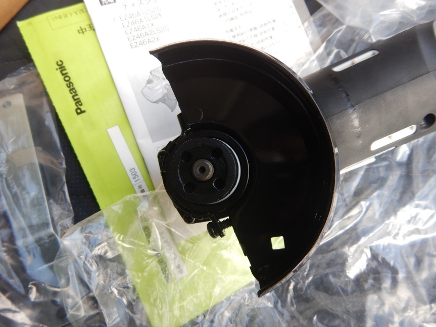 即決税0円未使用長期保管品Panasonic充電ディスクグラインダー100mm EZ46A1X-H 14.4V/18V対応本体のみ 2014年製の画像3