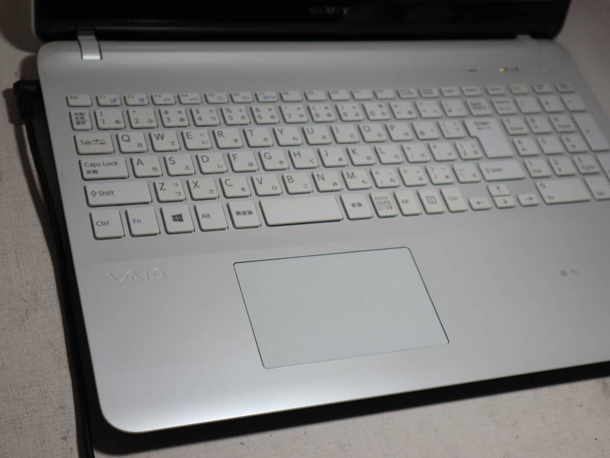FULL HＤ ★ Core i7 ★ タッチパネル ★ VAIO Fit ホワイト★ win 11 ≪ 爆速仕様 ≫ 新品SSD1TB /メモリ16G /WebCam/WiFi/DVD/office2021