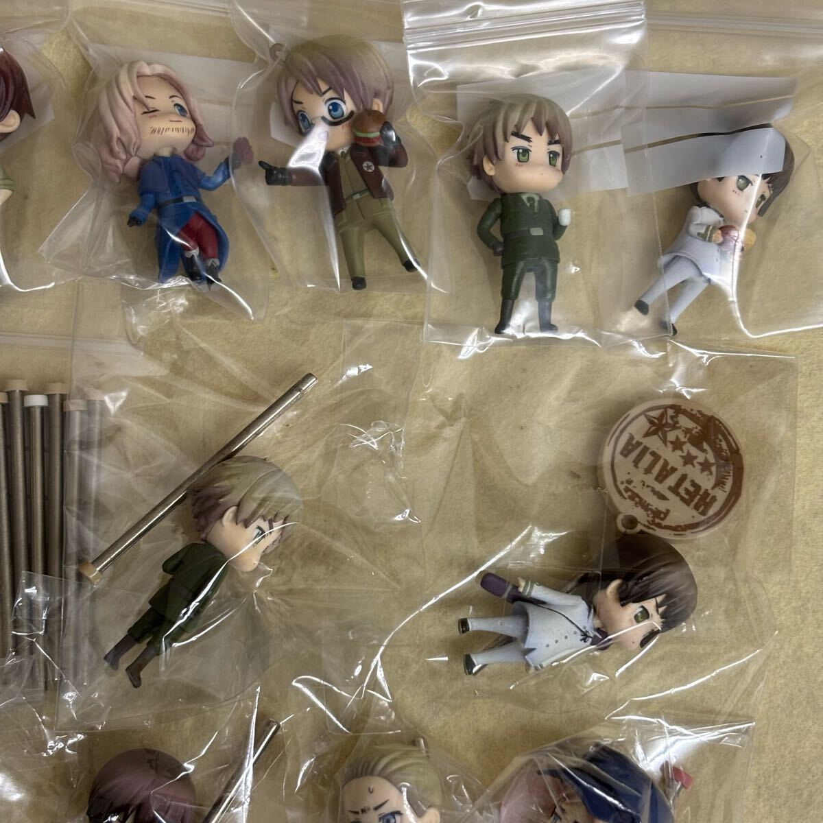 60 Hetalia товары продажа комплектом комплект one монета grande фигурка коллекция мини фигурка Италия Финляндия China др. 