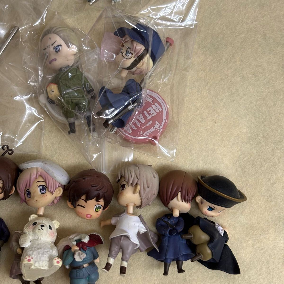 60 Hetalia товары продажа комплектом комплект one монета grande фигурка коллекция мини фигурка Италия Финляндия China др. 