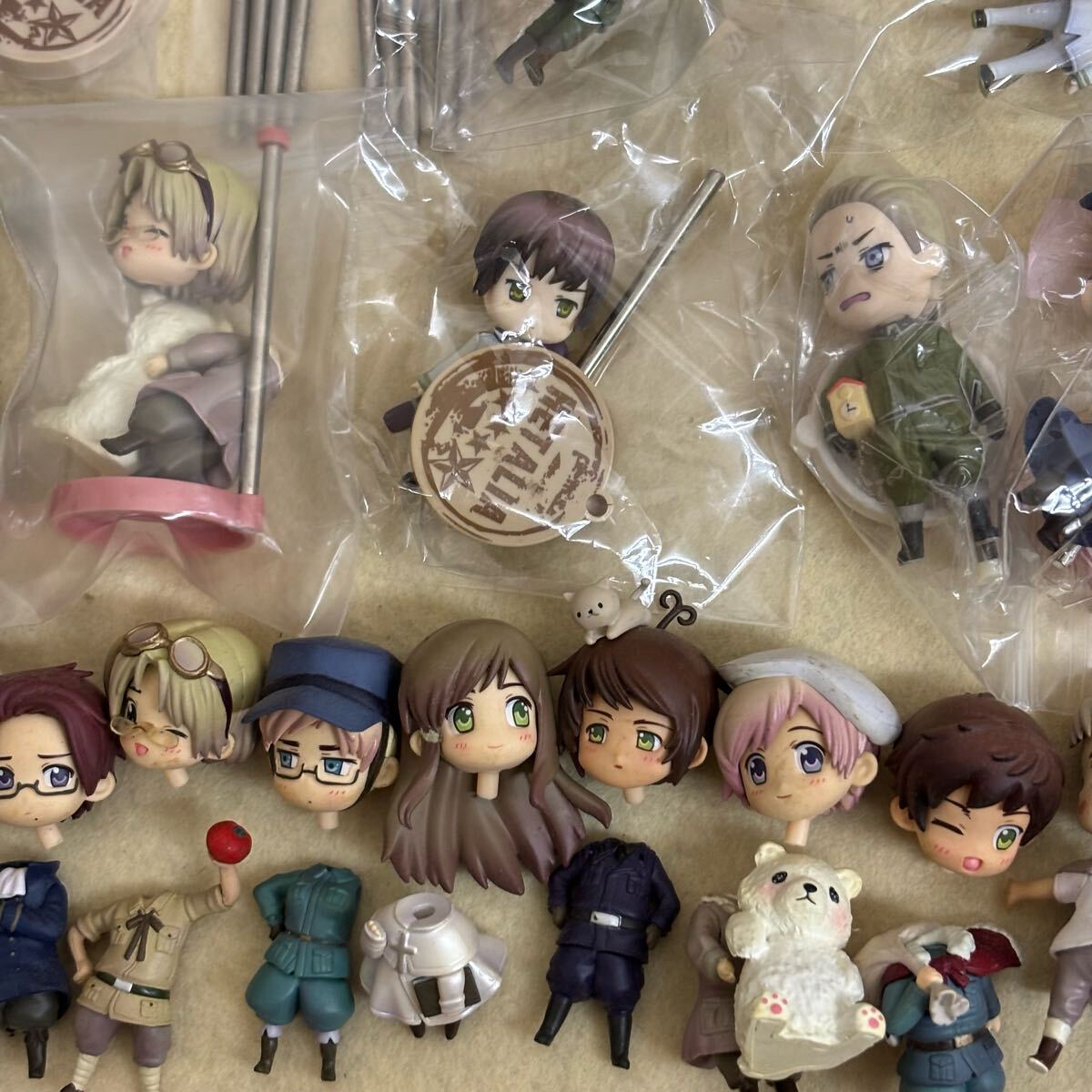 60 Hetalia товары продажа комплектом комплект one монета grande фигурка коллекция мини фигурка Италия Финляндия China др. 