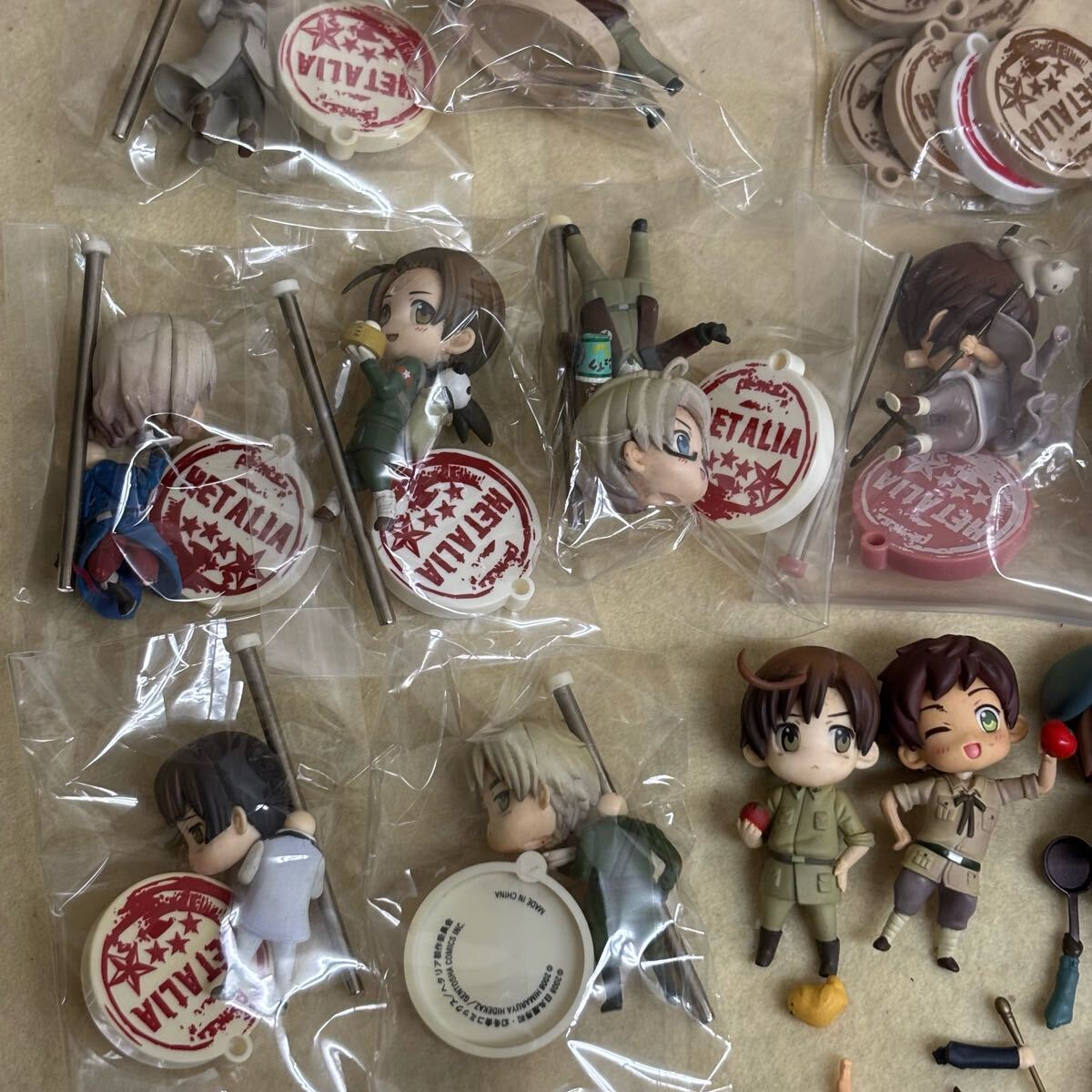 60 Hetalia товары продажа комплектом комплект one монета grande фигурка коллекция мини фигурка Италия Финляндия China др. 
