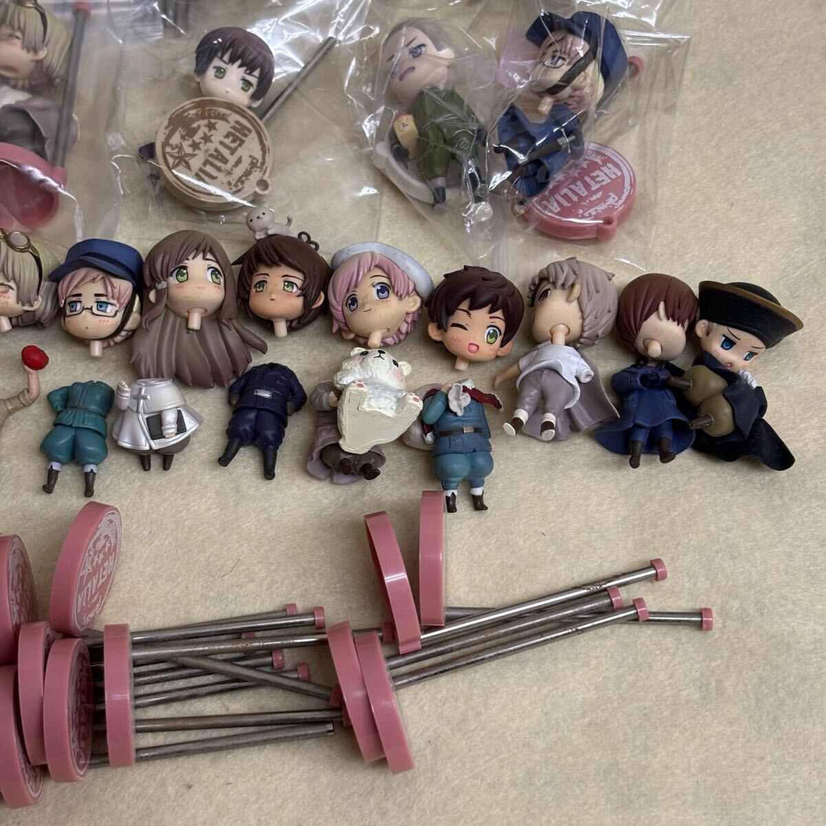 60 Hetalia товары продажа комплектом комплект one монета grande фигурка коллекция мини фигурка Италия Финляндия China др. 