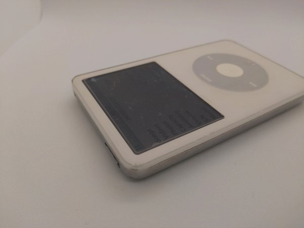 [新品バッテリー交換済] 30GB Apple iPod classic 5世代 A1136/MA002J 【HAGSS】