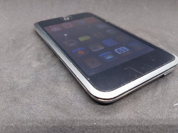 【新品バッテリー交換済?初期化済み?送料無料】iPod touch 第1世代 16GB ブラック A1213/MA627J 管理番號:4-BSATP
