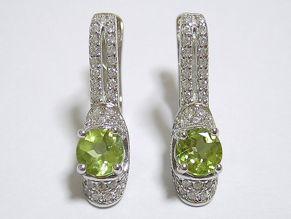 『天然ペリドット』 ピアス