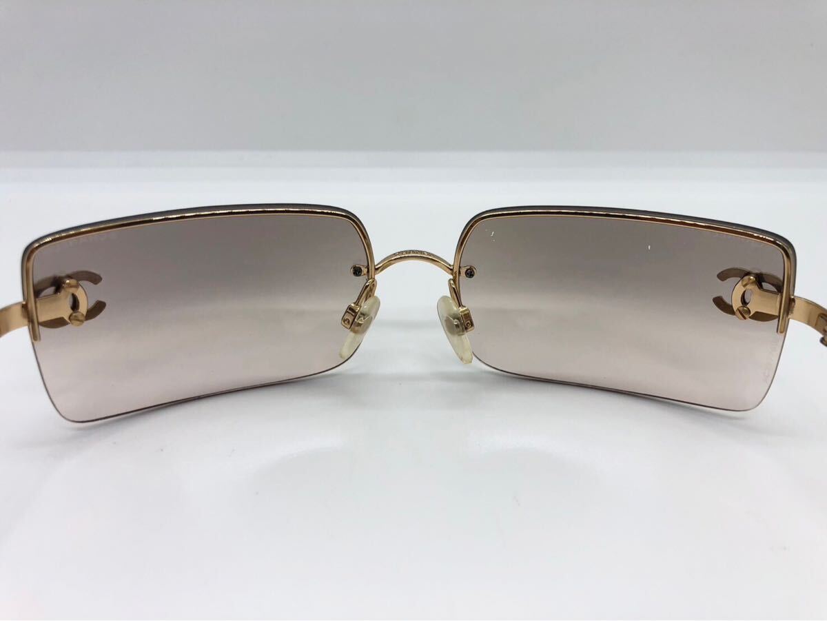 CHANEL Chanel 4104-B c.125/8Z 62*15 120 солнцезащитные очки здесь Mark стразы женский оттенок золота (K)