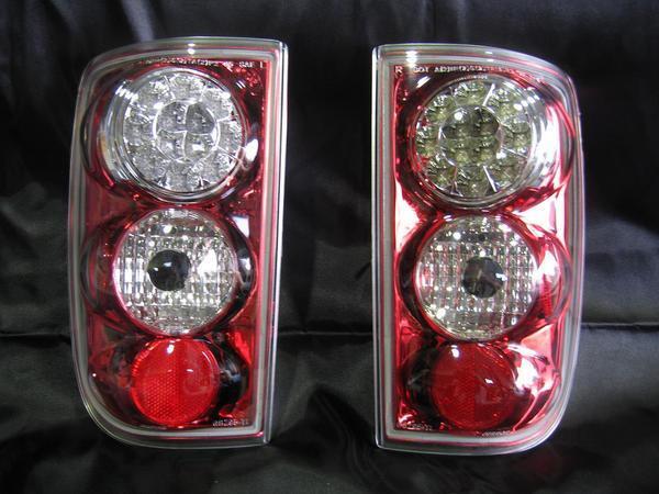 ブレイザー用LEDテールレンズ95-03レッドクロームCT34G　輸入車