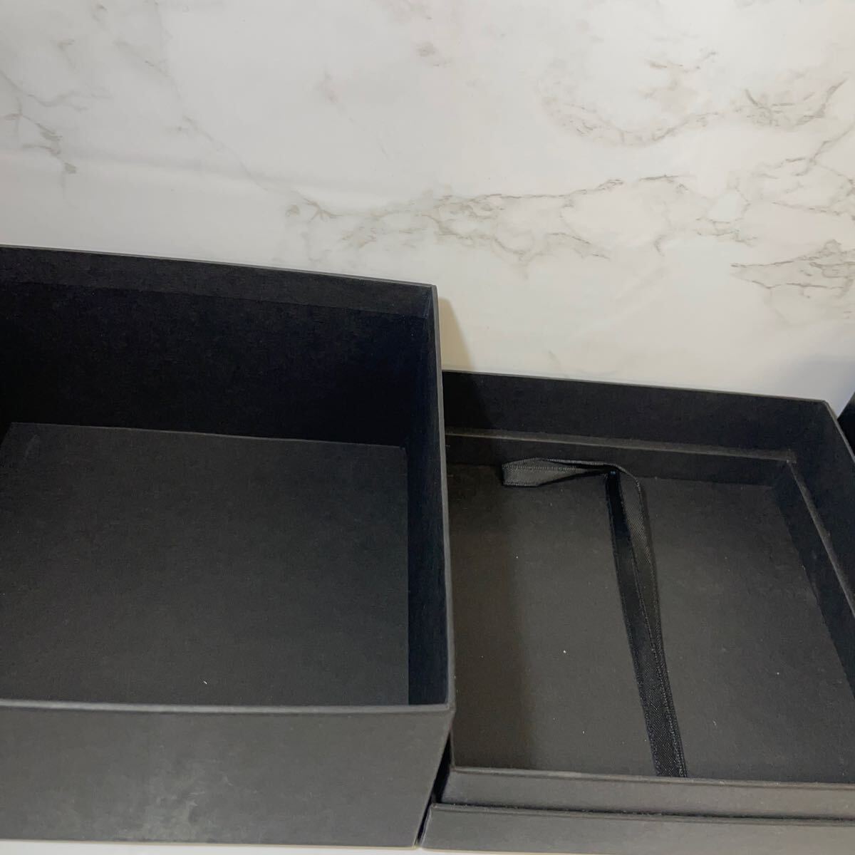 CHANEL シャネル　時計用 時計ケース BOX 空箱 空き箱 ウォッチケース　説明書　J12