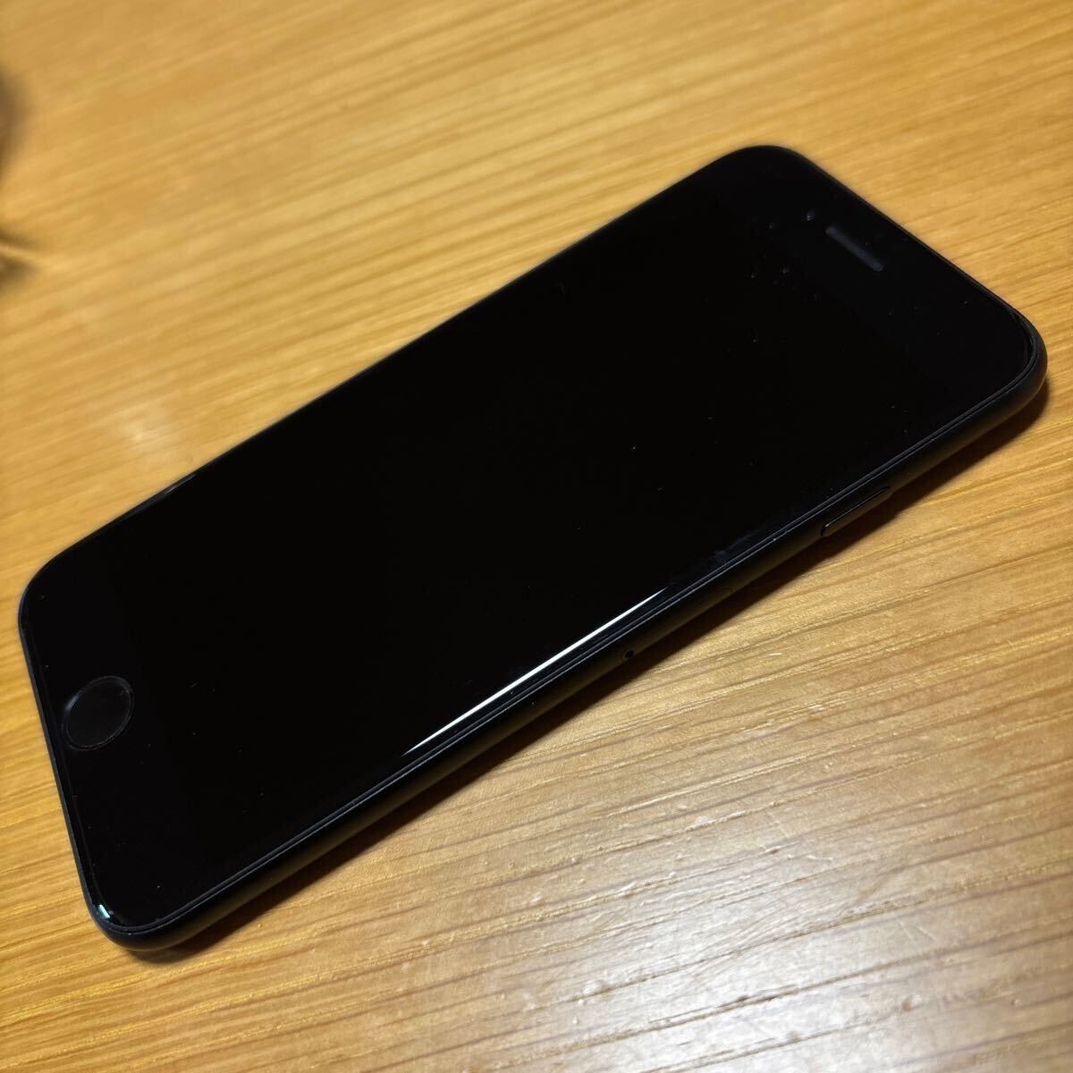 中古】iPhone SE 第2世代 64GB ブラック MHGP3J／A SIMフリー