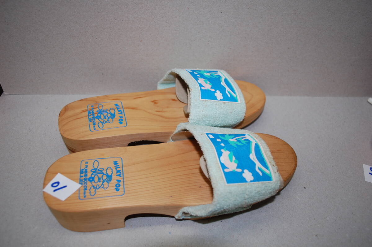 ◎◎売場閉鎖在庫処分品 キャラクター 下駄 ※現状渡し 01※汚れあり_画像1