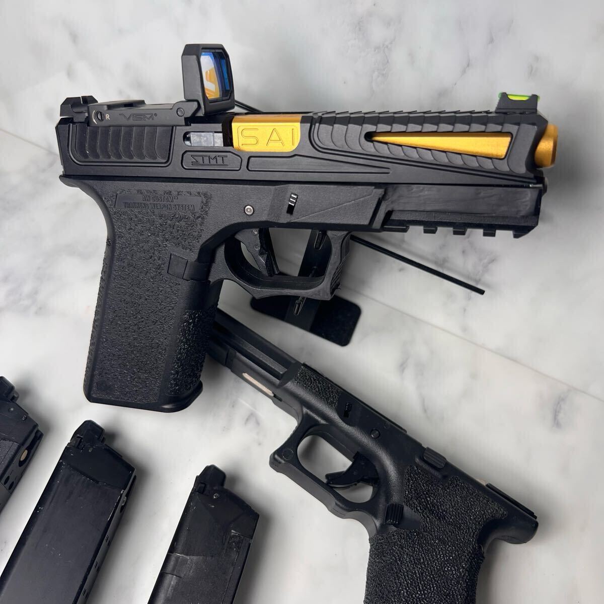 東京マルイ グロック GLOCK G17 ガスガン ガスブローバック CO2