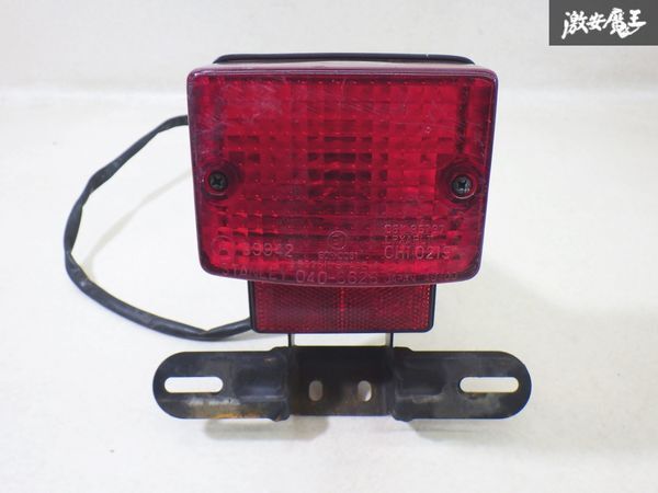 【破損無し】KAWASAKI カワサキ 純正 250TR テールライト テールランプ ステー付き STANLEY 040-7712 即納