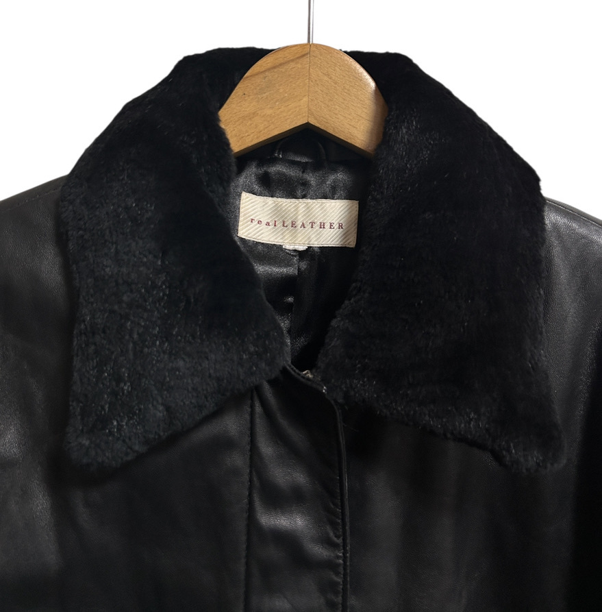 ★real leather ラムレザー 襟ファー レザージャケット ブルゾン 11AR 黒 ブラック 羊革 リアルレザー ライダース パッチワーク