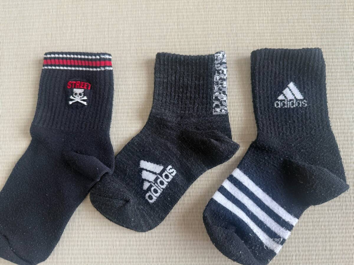 キッズ　ソックス　３足セット　adidas　STREET　19～21ｃｍ_画像3