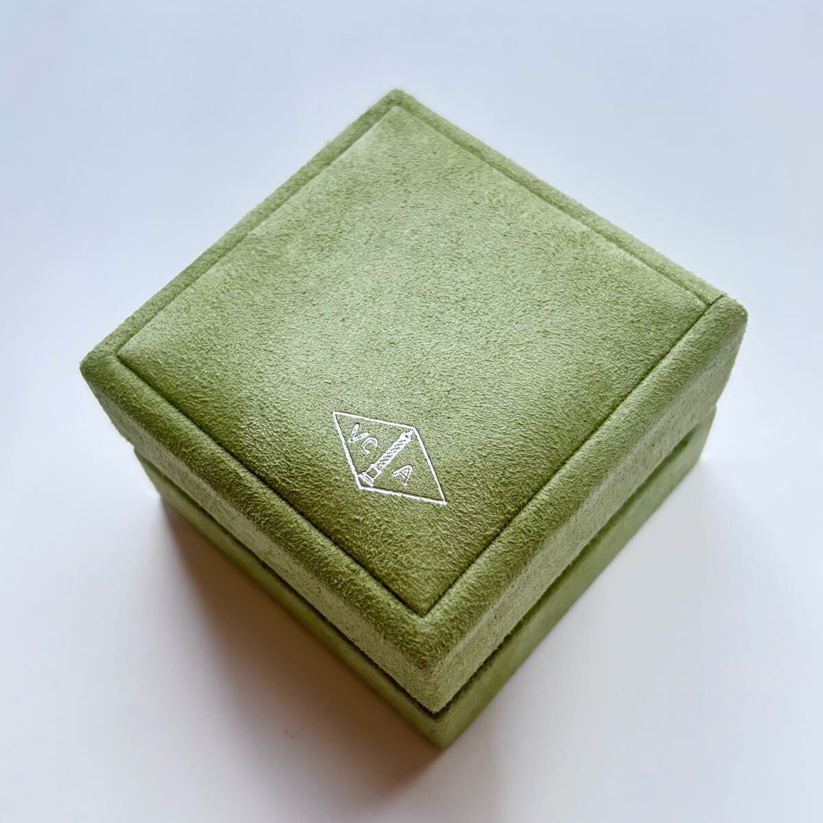 美品 ヴァンクリーフ&アーペル Van Cleef&Arpels 純正 リング用 指輪用 ケース 箱 空き箱