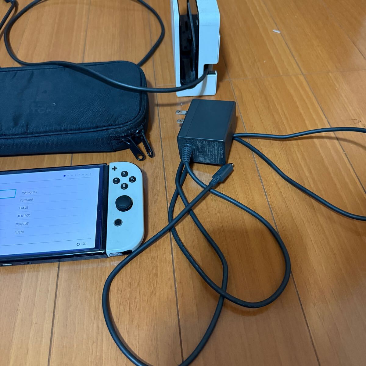 Nintendo Switch 良品　有機(jī)EL モデル　動作確認(rèn)済み　付屬品完備　即決送料無料　ホワイト
