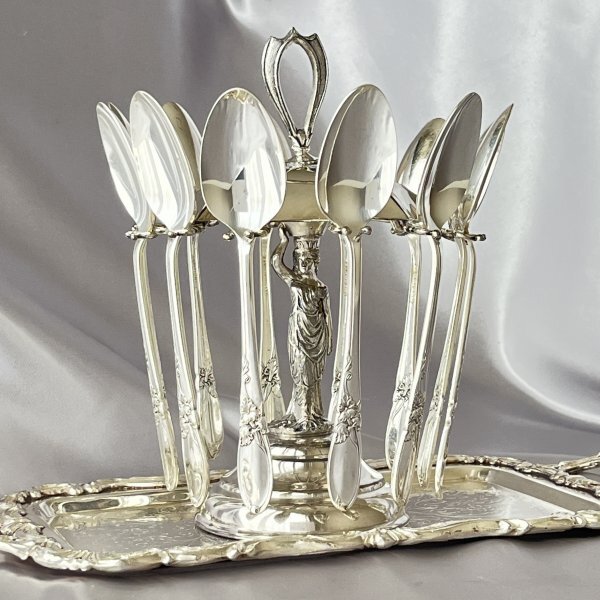 【BROOKLYN SILVER CO】 女神の掲げるスプーンホルダー 12本 BROOKLYN SILVER CO】 女神の掲げるスプーンホルダー 12本