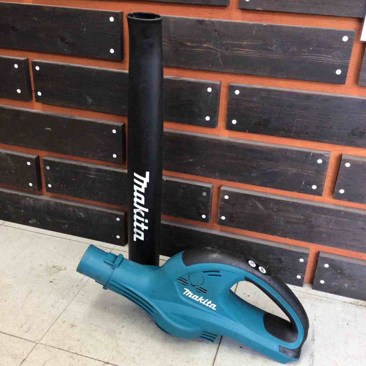 【中古品】 マキタ/makita コードレスブロア MUB360DRD ■送料無料?代引き?店頭受取対応■