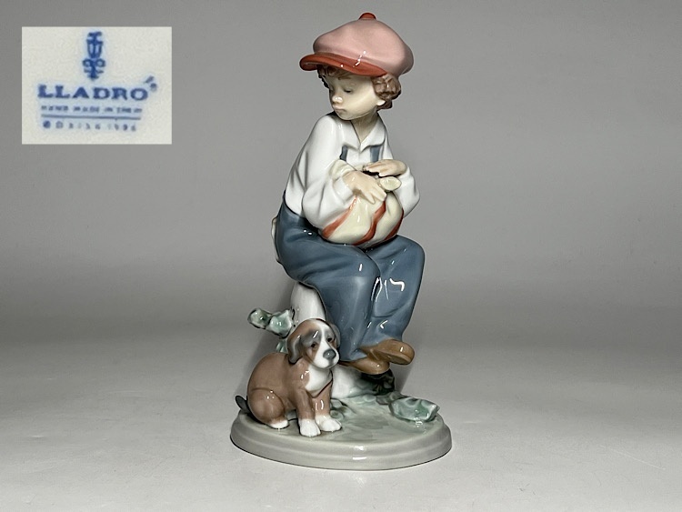 【瑞】リヤドロ LLADRO 少年と犬　フィギュリン 陶器人形 置物　