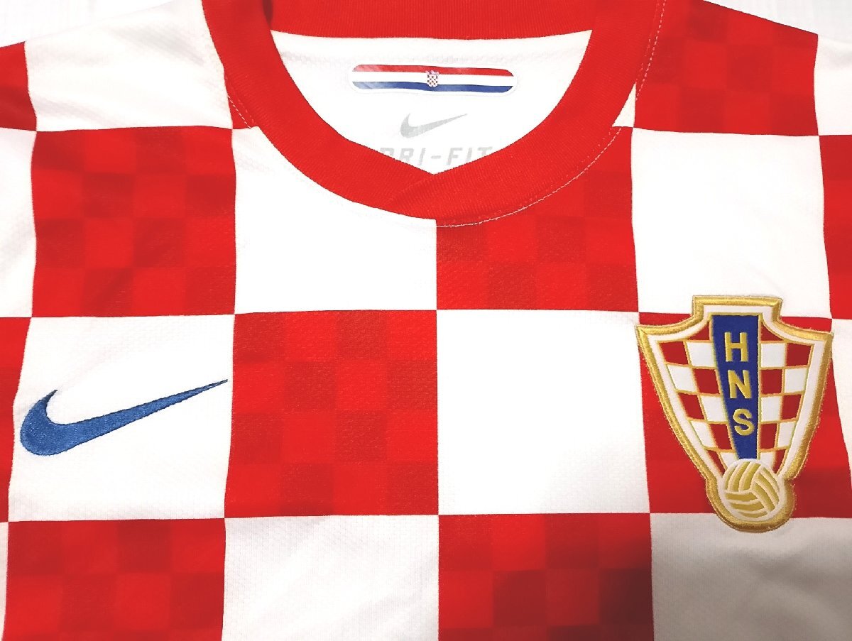 ★ [サッカー?ユニフォーム] NIKE ナイキ クロアチア代表 2010~ ジュニア Sサイズ