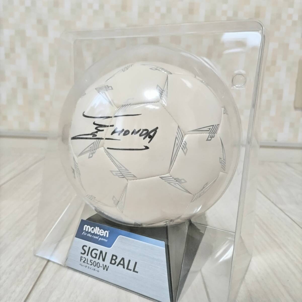 【未開(kāi)封5000円?】本田圭佑 直筆サイン サインボール サッカーボール 案內(nèi)書(shū)付き サッカー 本人直筆 當(dāng)選品 非売品 レア物 一點(diǎn)もの