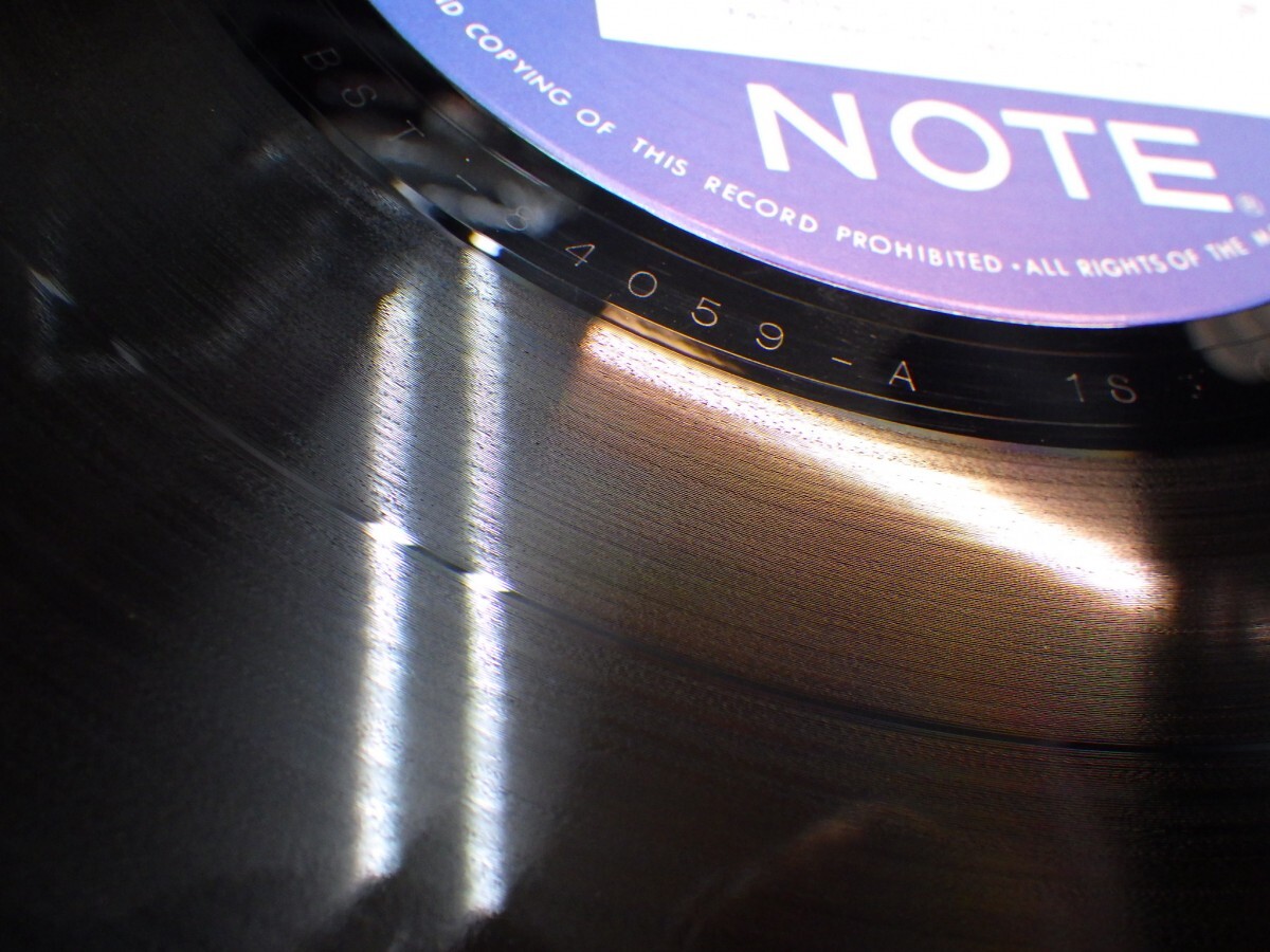 zk7lY1000~ голубой Note [LP, LNJ-80092, MAT: 1S/1S, BLUE NOTE/ Toshiba EMI, obi нет, инструкция есть ]Kenny Drew - Undercurrentlke need 