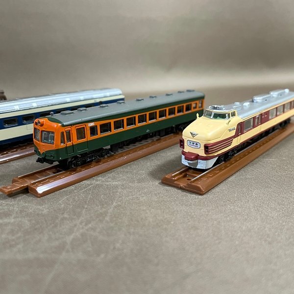 ZC035●【 メーカー不明 鉄道模型 4両いろいろ ＆ レールセット】Nゲージ