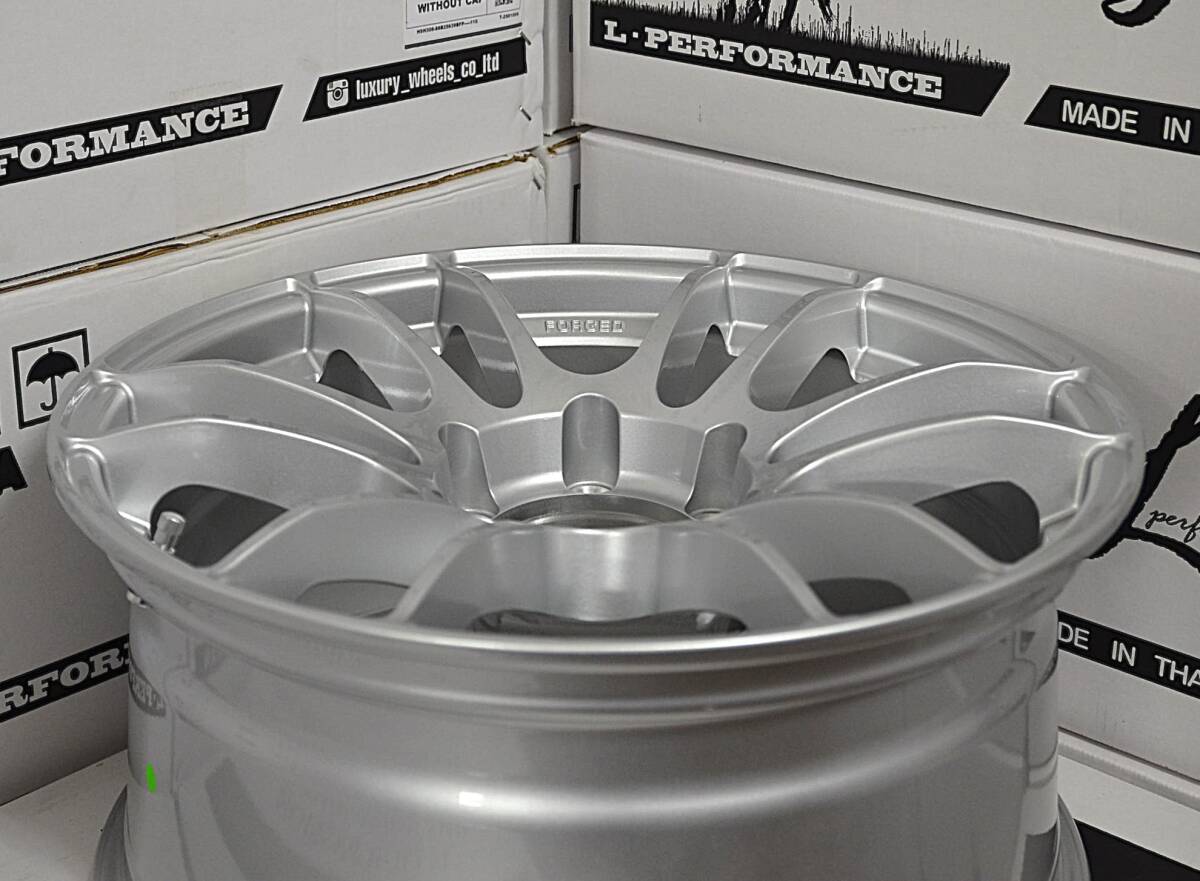 SAMURAI WHEELS (HS 306) ・ ハイエース ・ ※カスタム※ ・ 18インチ R18 18x8.5J +25 ( 6h 139.7 / ハブ径 110 ) 新品 4本セット 4本価格_画像10