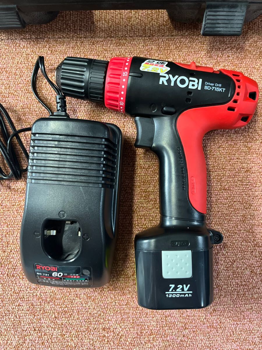 RYOBI заряжающийся шуруповерт BD-715KT H