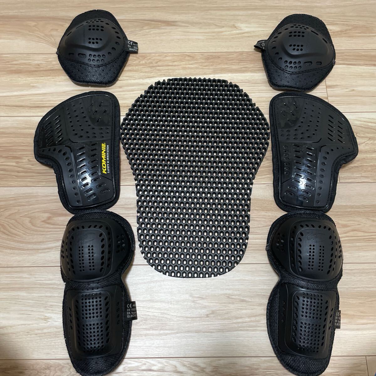 KOMINE コミネ プロテクター 肩 胸 肘 背中 JK-159 07-159裝備品　未使用